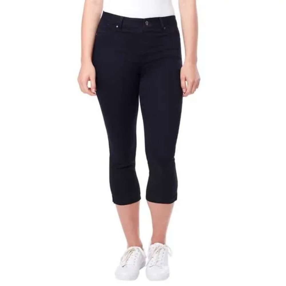 NWOT Up! Cropped Pull On Pants | Black